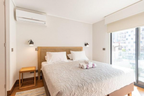 Uptown Retreat - 1BR, Wifi, Parking, Pool & Metro